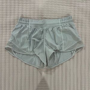 Lululemon Hotty Hot Low Rise Short 2.5 inch inseam